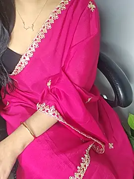 Snapshot of Chandani_Moonlight chatting on 08/05/26, 06:11 Chandani Moonlight online show from 08/05/26, 06:11