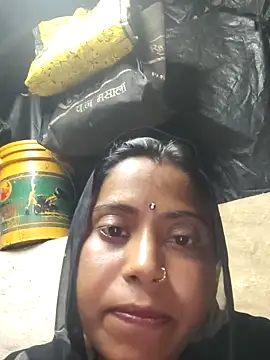 Snapshot of HotPayal57 chatting on 07/17/26, 04:01 HotPayal57 online show from 07/17/26, 04:01
