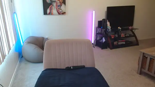 Snapshot of XxMs_StarzxX chatting on 04/06/26, 12:50 XxMs StarzxX online show from 04/06/26, 12:50