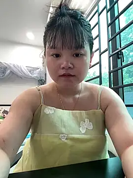 Snapshot of Tudoune chatting on 07/17/26, 02:40 Tudoune online show from 07/17/26, 02:40