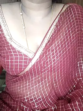 Snapshot of Tamil_hot_Shalini chatting on 07/18/26, 09:02 Tamil hot Shalini online show from 07/18/26, 09:02
