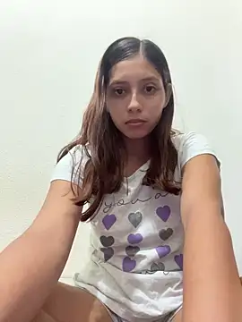 fabiola8397 online show from 08/07/26, 11:29