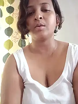Snapshot of Priya44sexa chatting on 07/22/26, 09:01 Priya44sexa online show from 07/22/26, 09:01