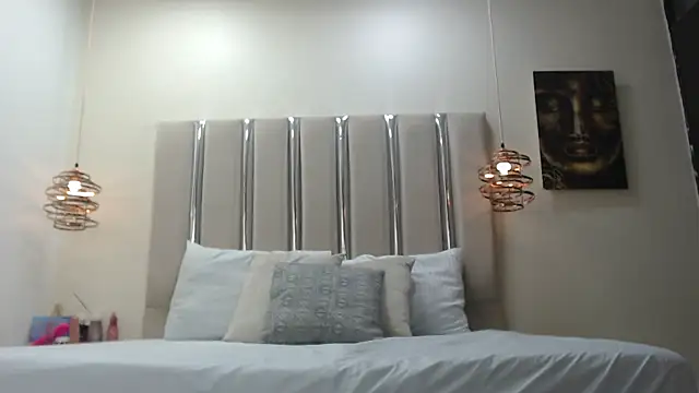 Snapshot of AliceStonet chatting on 07/19/26, 12:53 AliceStonet online show from 07/19/26, 12:53
