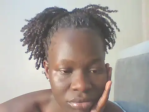 Snapshot of melanin-ebonie chatting on 07/21/26, 03:03 melanin-ebonie online show from 07/21/26, 03:03