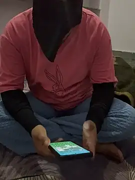 Snapshot of desi_couplee_ chatting on 07/22/26, 04:10 desi couplee online show from 07/22/26, 04:10