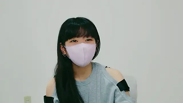 Snapshot of kokochan1 chatting on 08/04/26, 05:21 kokochan1 online show from 08/04/26, 05:21