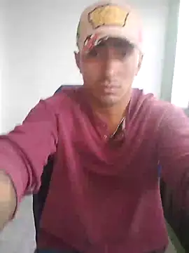 Snapshot of SanthiSan chatting on 07/23/26, 10:51 SanthiSan online show from 07/23/26, 10:51