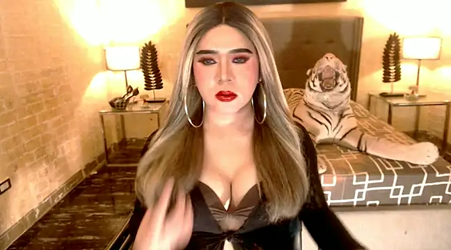 Snapshot of BigCumHuntersxx chatting on 01/27/25, 03:50 BigCumHuntersxx online show from 01/27/25, 03:50