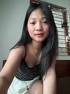 Snapshot of Ba0nhi2 chatting on 07/26/26, 11:33 Ba0nhi2 online show from 07/26/26, 11:33