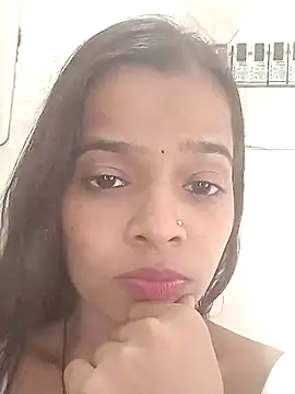 Snapshot of Itsjanvi07 chatting on 07/27/26, 07:04 Itsjanvi07 online show from 07/27/26, 07:04