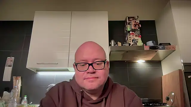 Snapshot of theitalianbear chatting on 03/12/25, 08:52 theitalianbear online show from 03/12/25, 08:52