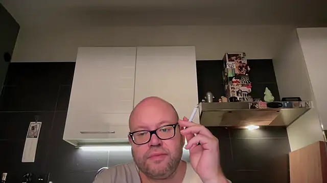 Snapshot of theitalianbear chatting on 09/29/25, 10:25 theitalianbear online show from 09/29/25, 10:25