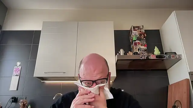 theitalianbear online show from 04/04/26, 08:01