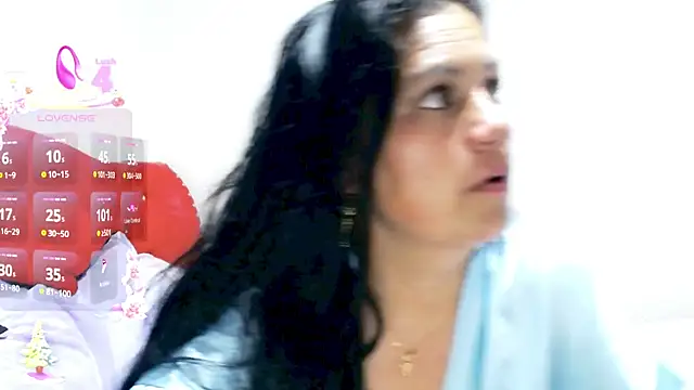 Snapshot of sexy_jhoan88 chatting on 12/14/25, 10:47 sexy jhoan88 online show from 12/14/25, 10:47