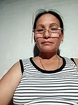 Snapshot of Play-fun chatting on 07/30/26, 04:22 Play-fun online show from 07/30/26, 04:22