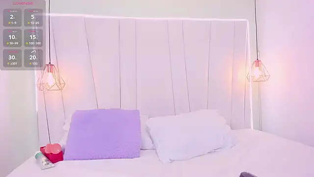 JulietaSolara online show from 07/29/26, 05:00