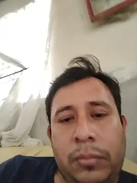 Snapshot of Eder1290 chatting on 07/30/26, 06:18 Eder1290 online show from 07/30/26, 06:18