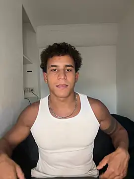 Snapshot of Biut_Bruschi1 chatting on 07/29/26, 11:52 Biut Bruschi1 online show from 07/29/26, 11:52