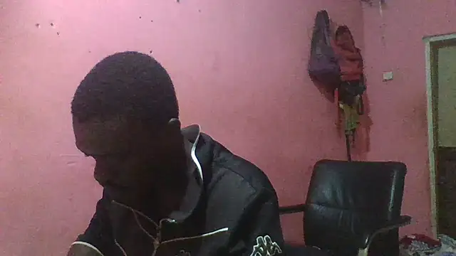 Snapshot of blakkvirus chatting on 09/30/25, 03:55 blakkvirus online show from 09/30/25, 03:55