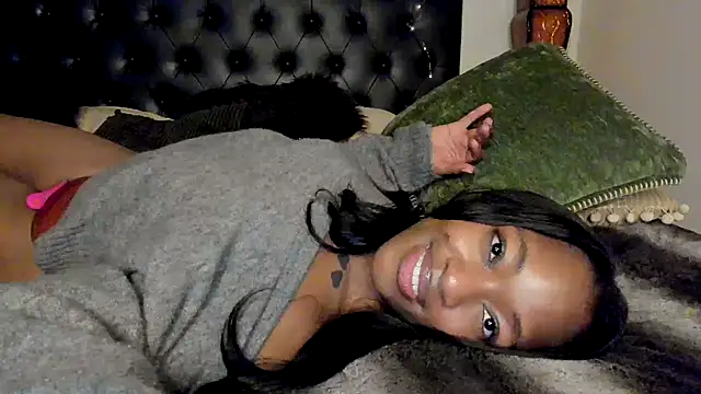 nicolesolace online show from 12/30/24, 12:31