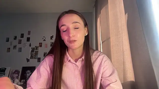 Snapshot of MerilynPlenty chatting on 07/31/26, 02:27 MerilynPlenty online show from 07/31/26, 02:27