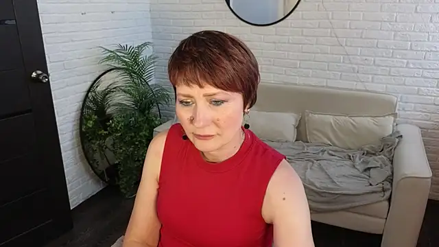 SiennaGrey online show from 08/06/26, 10:28