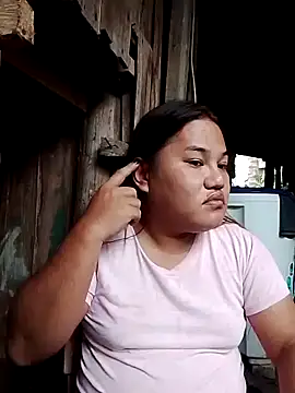 Snapshot of Andrea0414 chatting on 12/10/24, 12:39 Andrea0414 online show from 12/10/24, 12:39