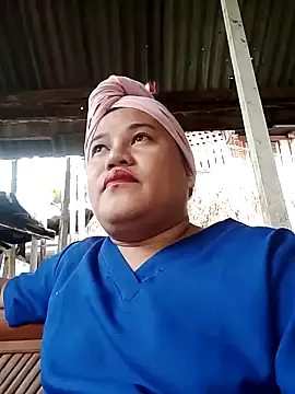 Snapshot of Andrea0414 chatting on 12/26/24, 01:51 Andrea0414 online show from 12/26/24, 01:51