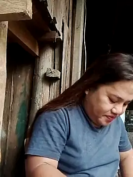 Snapshot of Andrea0414 chatting on 03/16/25, 10:31 Andrea0414 online show from 03/16/25, 10:31