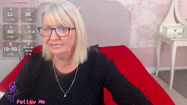 Snapshot of LadyAlana chatting on 04/12/26, 12:37 LadyAlana online show from 04/12/26, 12:37