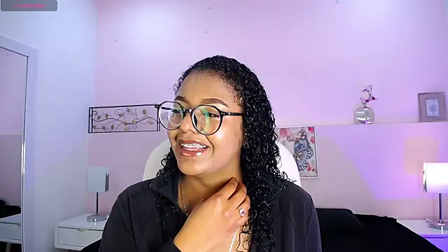 Afroditaa 19 online show from 08/02/26, 08:51