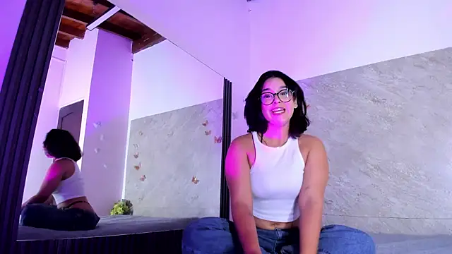 Snapshot of Liz_Gomez chatting on 08/02/26, 02:10 Liz Gomez online show from 08/02/26, 02:10