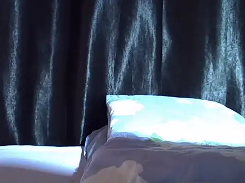 twilightaura online show from 08/07/26, 10:56