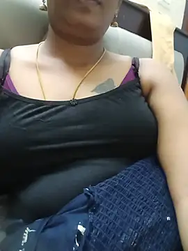 nalini183 online show from 08/05/26, 03:48