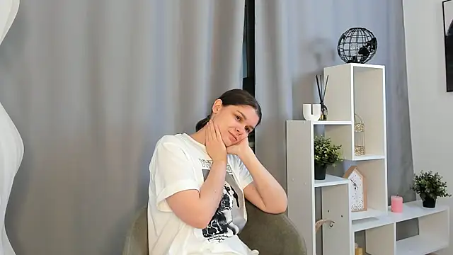 Snapshot of KyleFeight chatting on 08/02/26, 10:03 KyleFeight online show from 08/02/26, 10:03