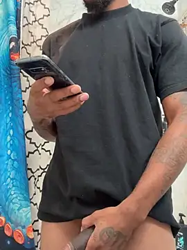 Snapshot of BigdaddyD1400 chatting on 09/09/25, 05:40 BigdaddyD1400 online show from 09/09/25, 05:40