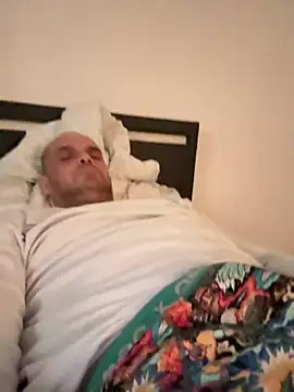 Snapshot of Chris111219 chatting on 08/06/26, 10:39 Chris111219 online show from 08/06/26, 10:39