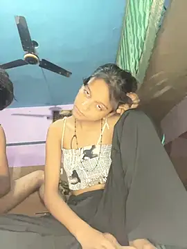 Snapshot of aarti_0 chatting on 08/05/26, 08:00 aarti 0 online show from 08/05/26, 08:00