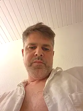 naugthyxnympho online show from 08/02/26, 08:51