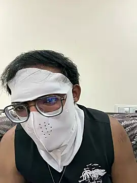 Snapshot of venky___ chatting on 08/07/26, 05:04 venky online show from 08/07/26, 05:04