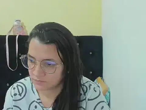 MARILYN GARCIA online show from 12/21/24, 03:42