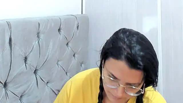 MARILYN GARCIA online show from 01/12/25, 04:50