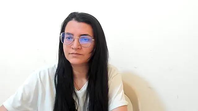 MARILYN GARCIA online show from 11/10/25, 04:06