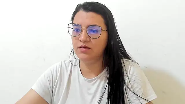 MARILYN GARCIA online show from 11/24/25, 03:34