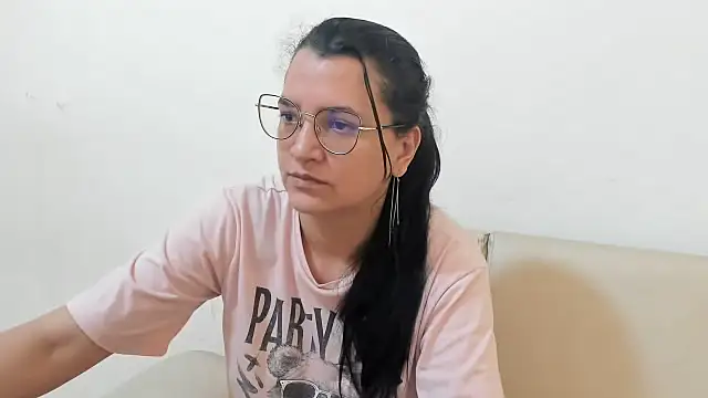 Snapshot of MARILYN_GARCIA chatting on 01/09/26, 05:15 MARILYN GARCIA online show from 01/09/26, 05:15