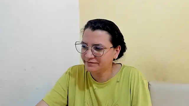 Snapshot of MARILYN_GARCIA chatting on 02/11/26, 04:45 MARILYN GARCIA online show from 02/11/26, 04:45