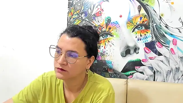 Snapshot of MARILYN_GARCIA chatting on 03/12/26, 12:33 MARILYN GARCIA online show from 03/12/26, 12:33