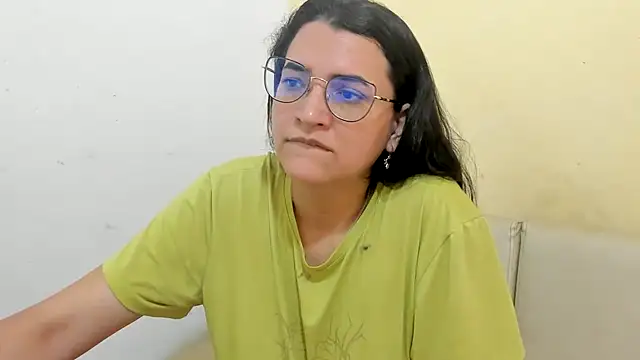 Snapshot of MARILYN_GARCIA chatting on 03/29/26, 04:18 MARILYN GARCIA online show from 03/29/26, 04:18