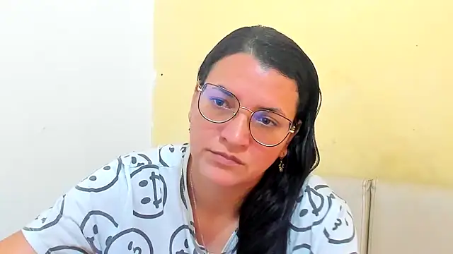 Snapshot of MARILYN_GARCIA chatting on 04/09/26, 03:17 MARILYN GARCIA online show from 04/09/26, 03:17